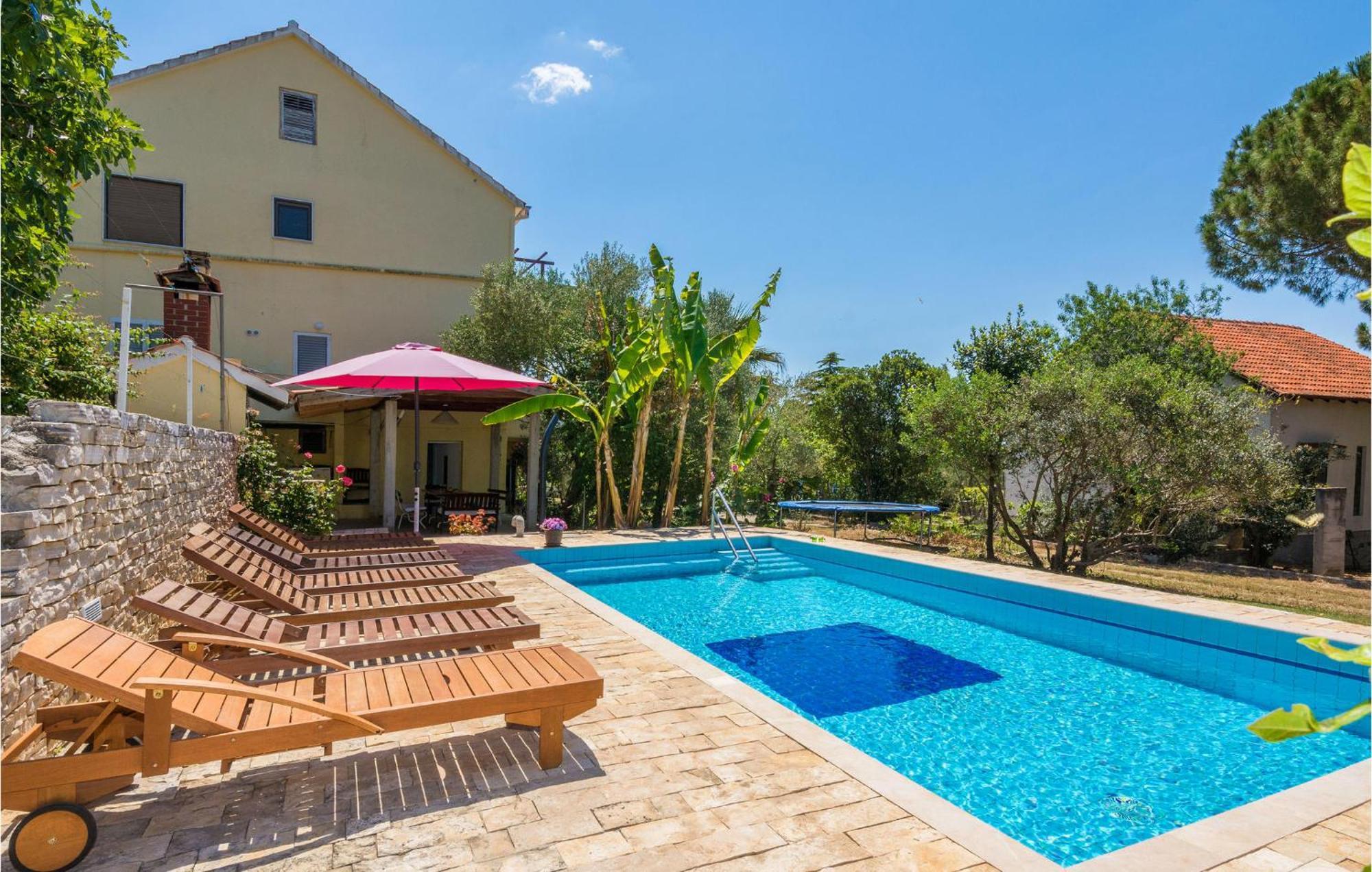 8 Bedroom Gorgeous Home In Kozino ภายนอก รูปภาพ